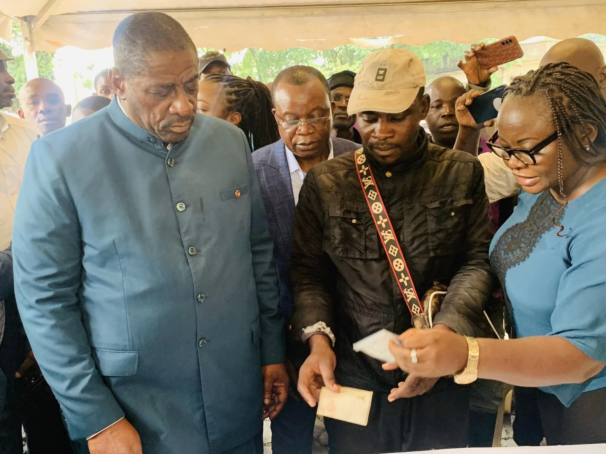 450992986_796064639368642_3082655589888196294_n.jpg (274 KB)