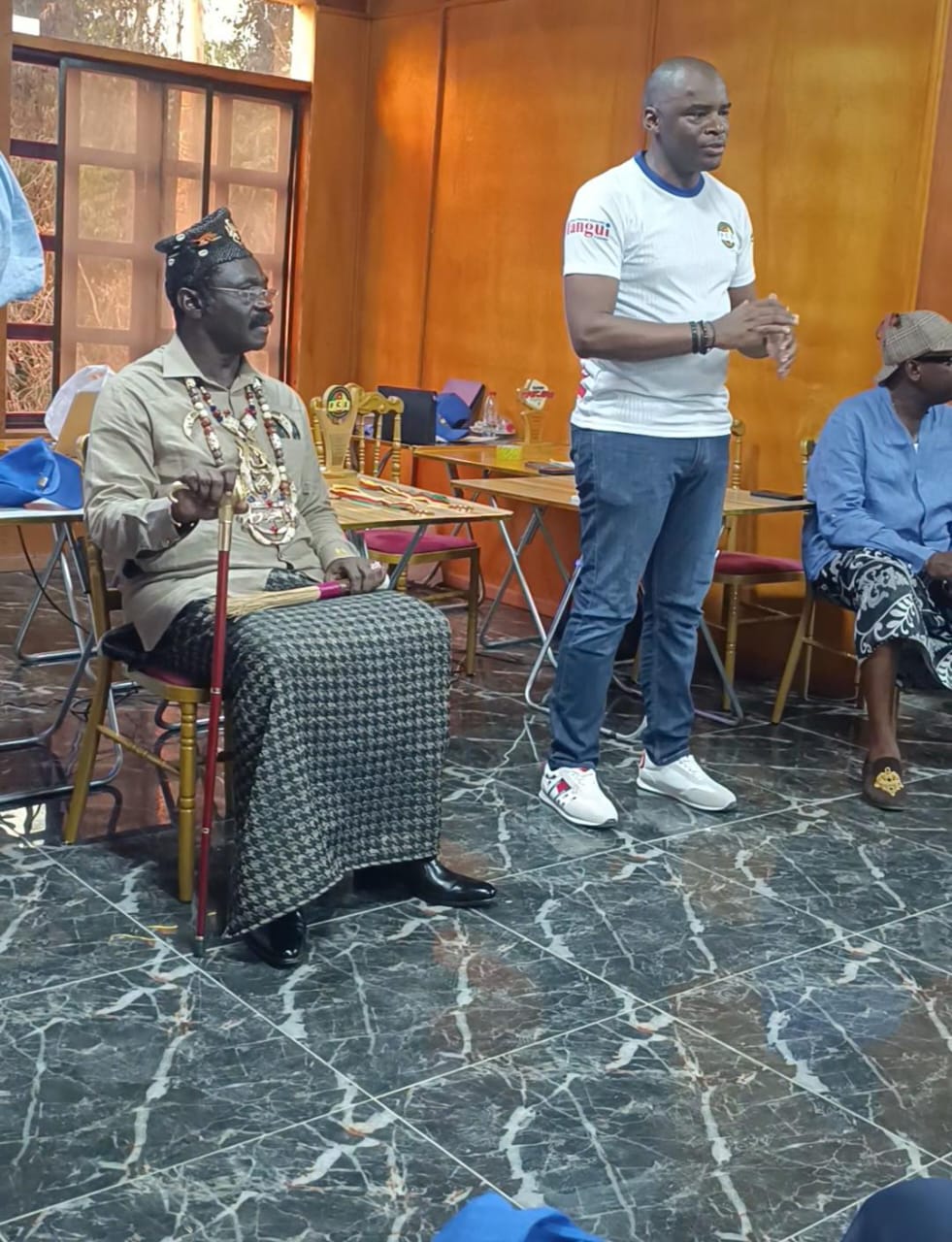 ministre.jpeg (190 KB)